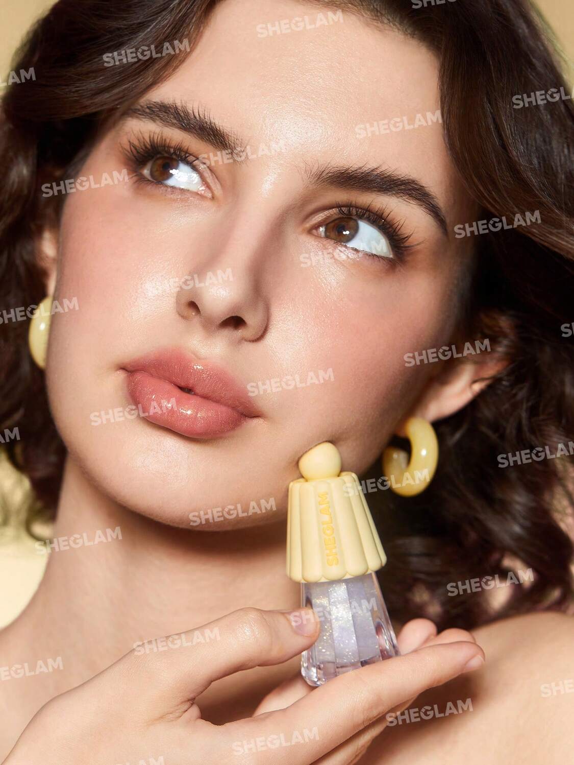 Sheglam (Jelly Wow Hydrating Lip Oil)