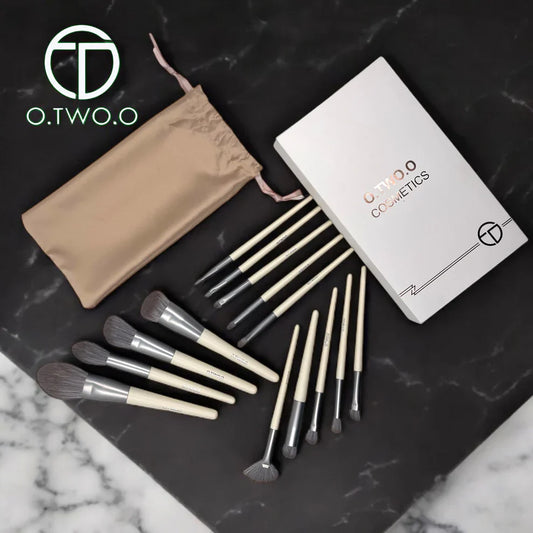 O.two.o High Quality 14 Premium Makeup Brushes